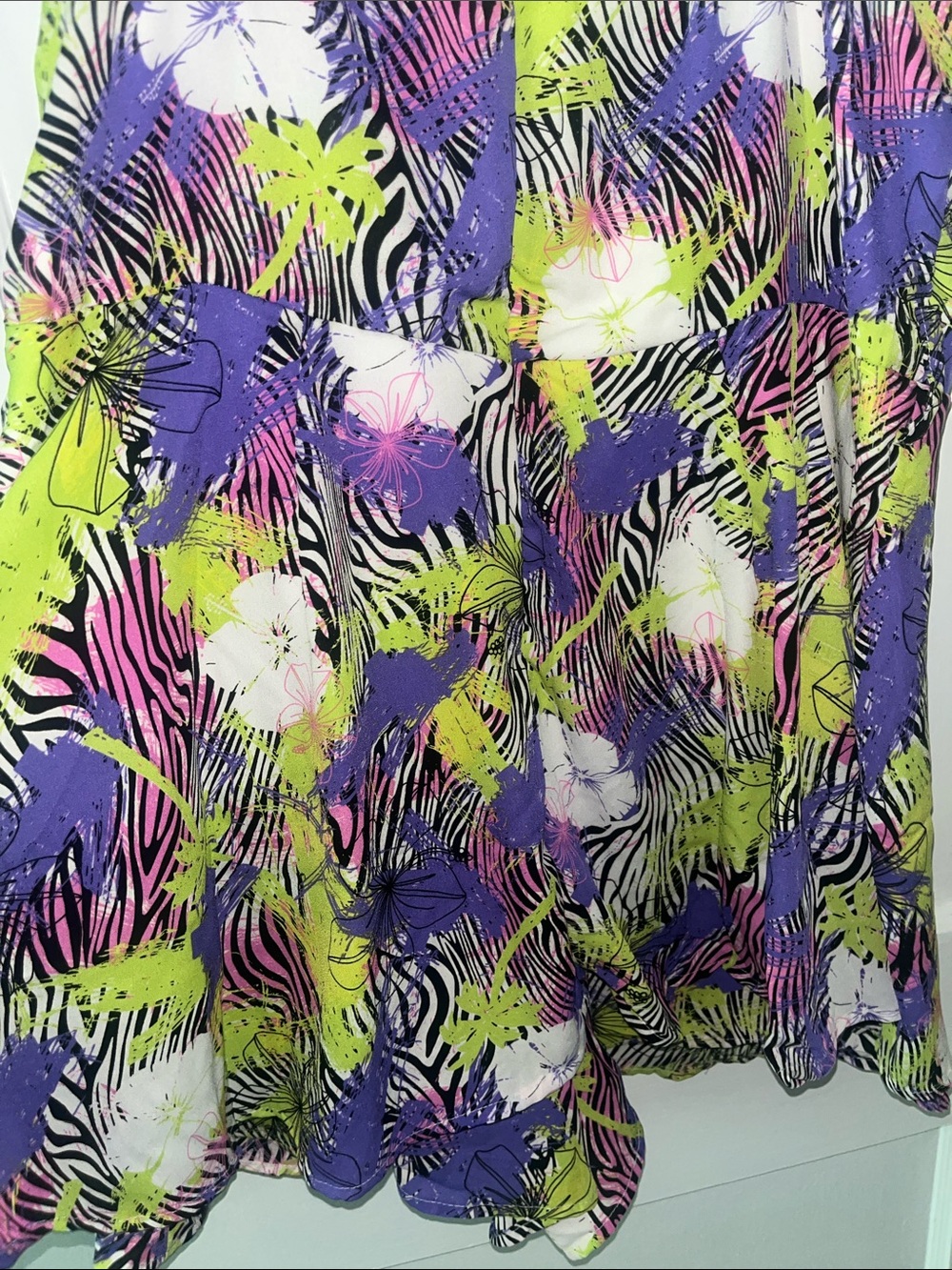 Beautiful colored romper, size 1X and 3X available